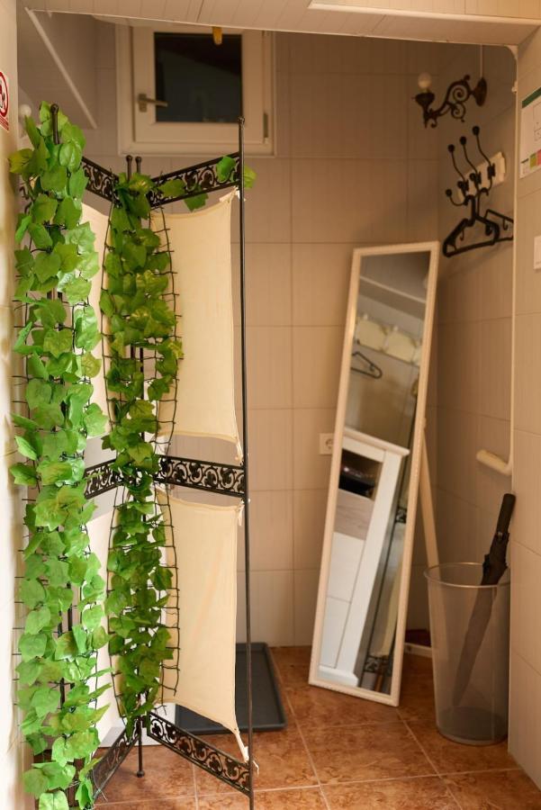 Downtown Secret Apartment Zagreb Exterior photo