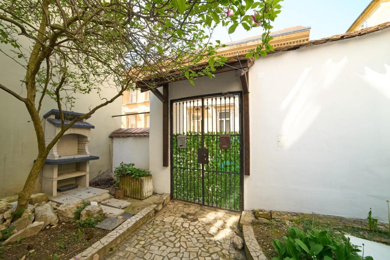 Downtown Secret Apartment Zagreb Exterior photo